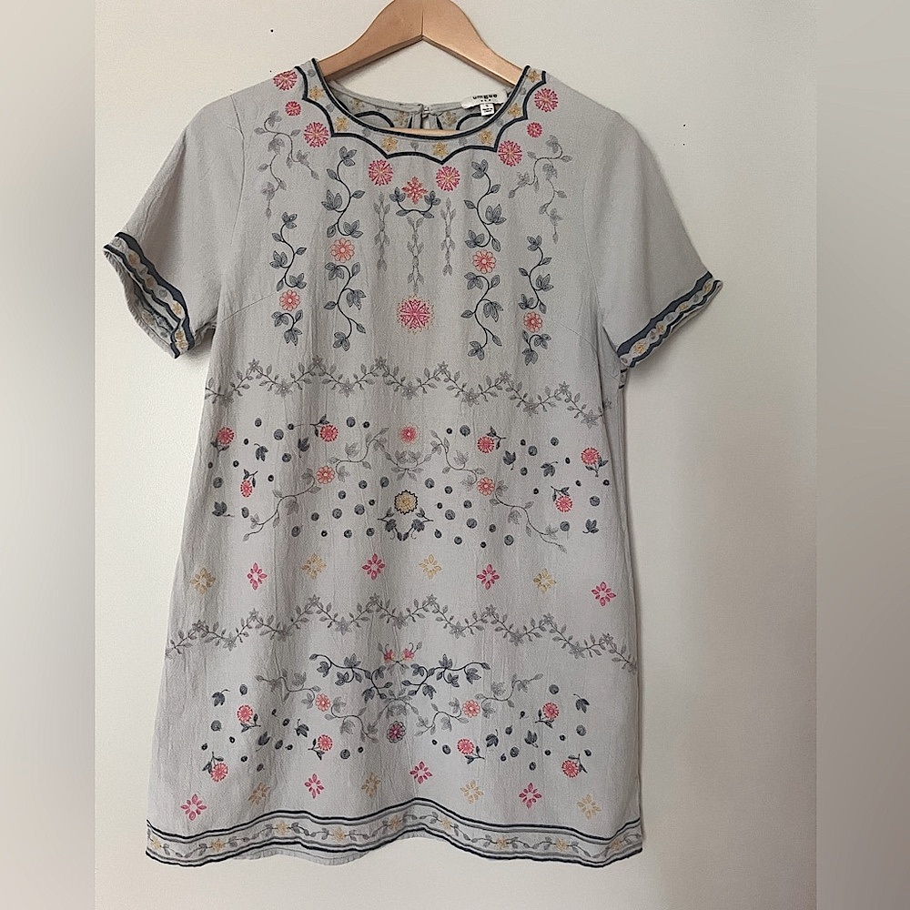 Umgee Linen / Embroidered Shift Dress